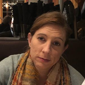 Meet your Posher, Dana